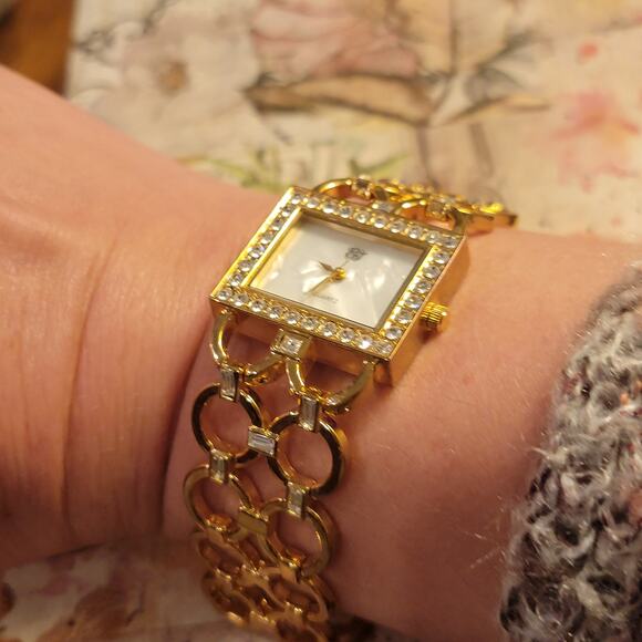 Vintage Watches EJ Gold Square Rhinestone Bracelet Watch Pearl Dial Japan Quartz - Picture 6 of 10